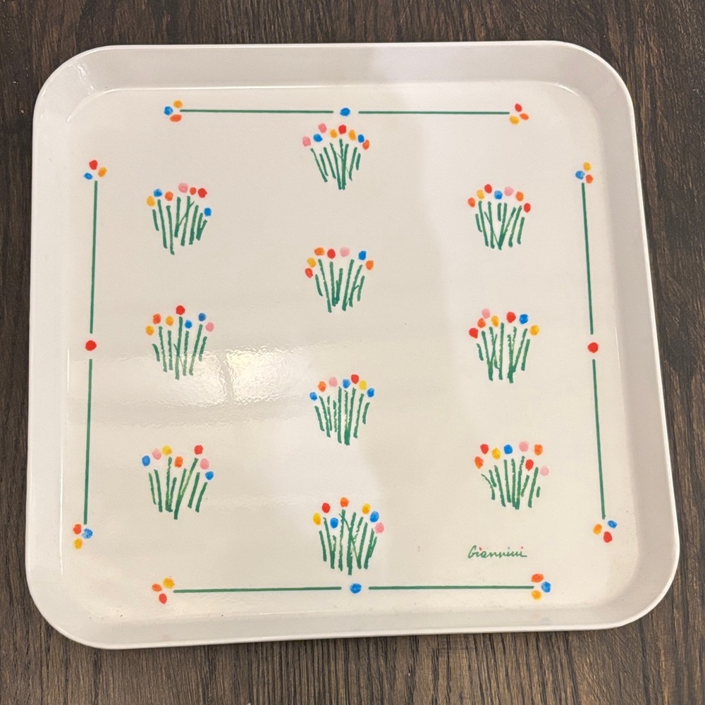 Vintage Giannini melamine tray, white, bunches of flowers, 11x11”,made in Italy